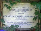 Gedenktafel für Hanning Schröder und Cornelia Schröder-Auerbach am Quermatenweg 148, Berlin-Zehlendorf